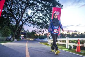 BIB: 
                            <button type="button" onclick="openModal(26541046)" class="btn btn-primary btn-sm float-right btn-popup" data-toggle="modal" data-target=".modal-high-quality">
                        <i class="fas fa-shopping-cart"></i> Add to Cart
                    </button>
                                            <button type="button" onclick="isThisMe(26541046, true)" class="btn btn-success btn-sm float-right btn-popup btn-isme hidden" data-toggle="tooltip" data-placement="bottom" title="นี่คือรูปของคุณใช่ไหม คลิกที่นี่เพื่อเอาเข้าอัลบั้ม">
                        <i class="fas fa-plus"></i> Add to album
                    </button>
                    <button type="button" onclick="isThisMe(26541046, false)" class="btn btn-warning btn-sm float-right btn-popup btn-isnotme hidden">
                        <i class="fas fa-ban"></i> Remove from album
                    </button>